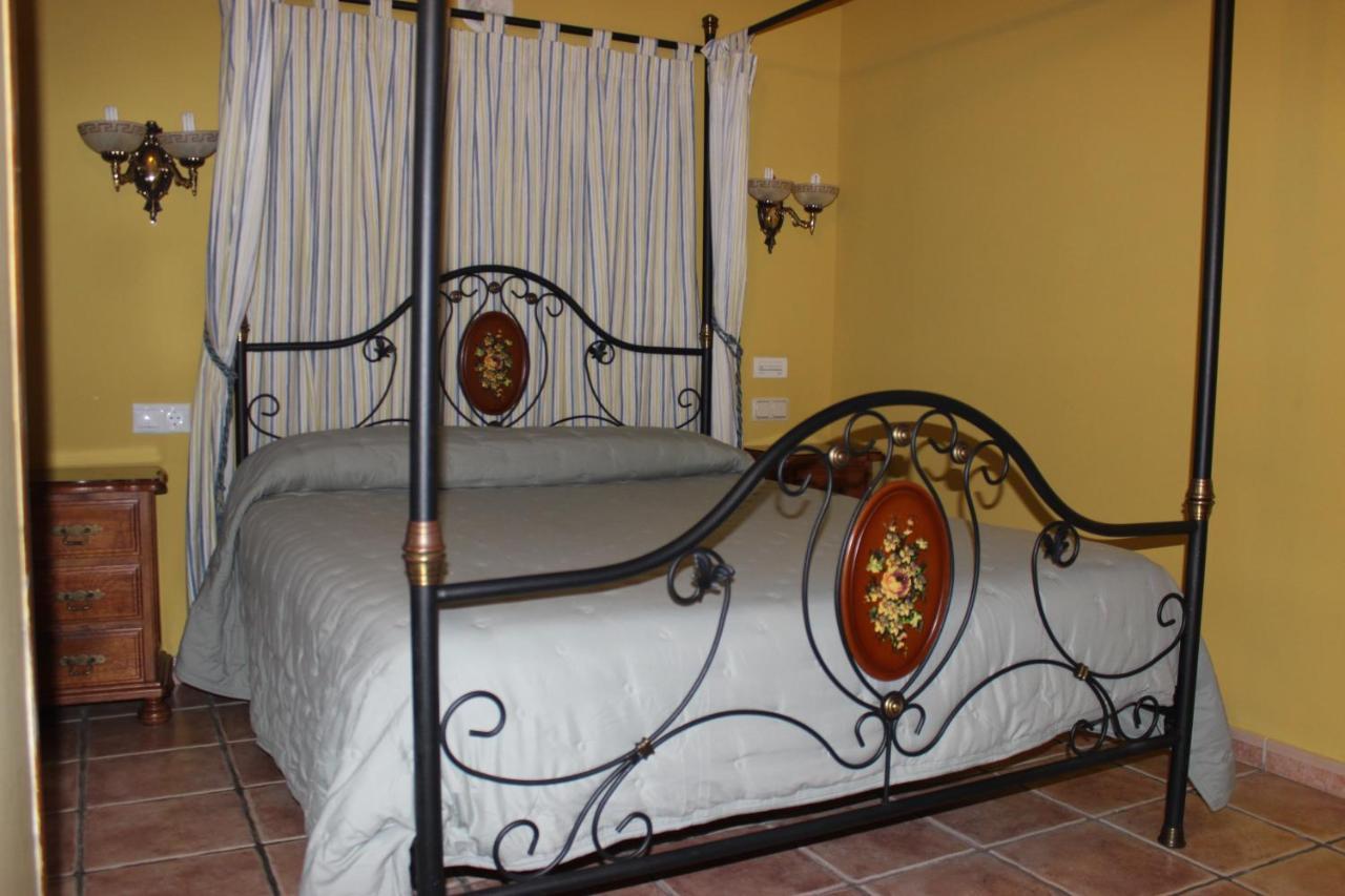 Bed and Breakfast La Venta De Quijas Exterior foto