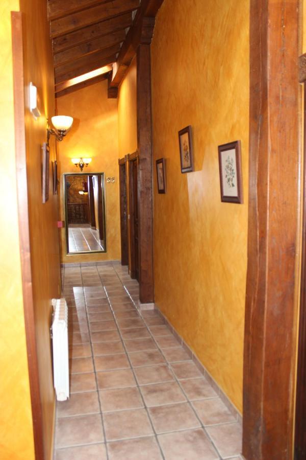Bed and Breakfast La Venta De Quijas Exterior foto